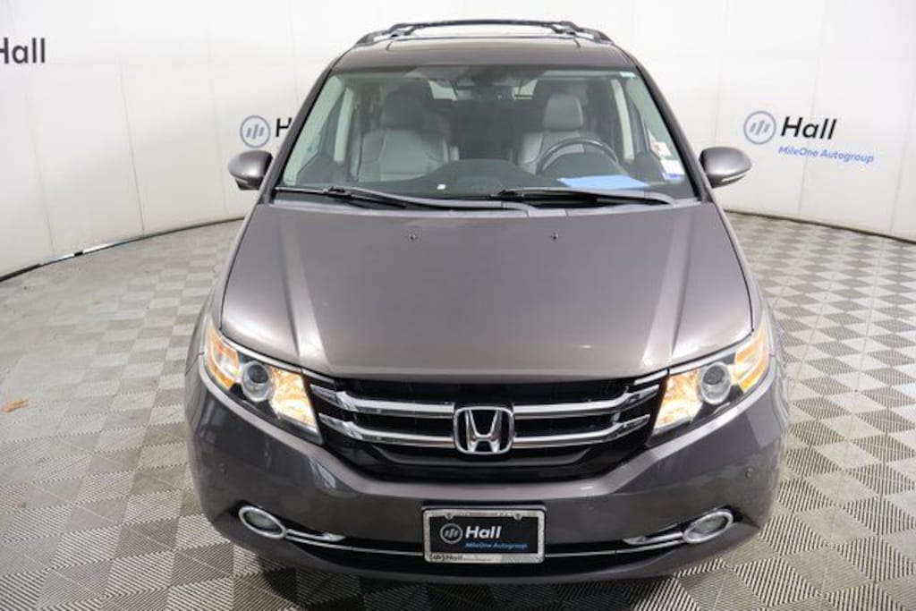 Used 2016 Honda Odyssey Minivan/Van