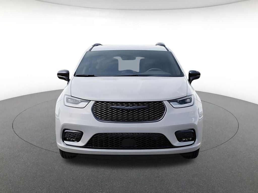 New 2026 Chrysler Pacifica Select Passenger Van