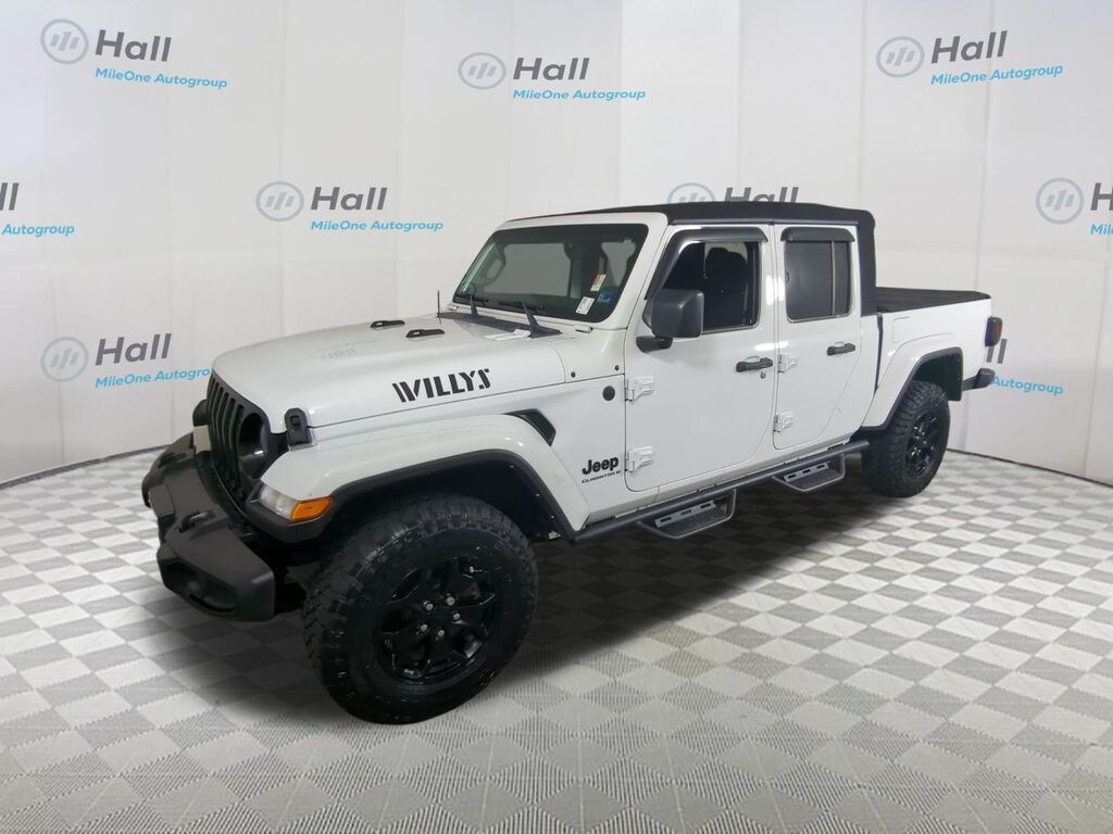 Used 2023 Jeep Gladiator Willys Truck