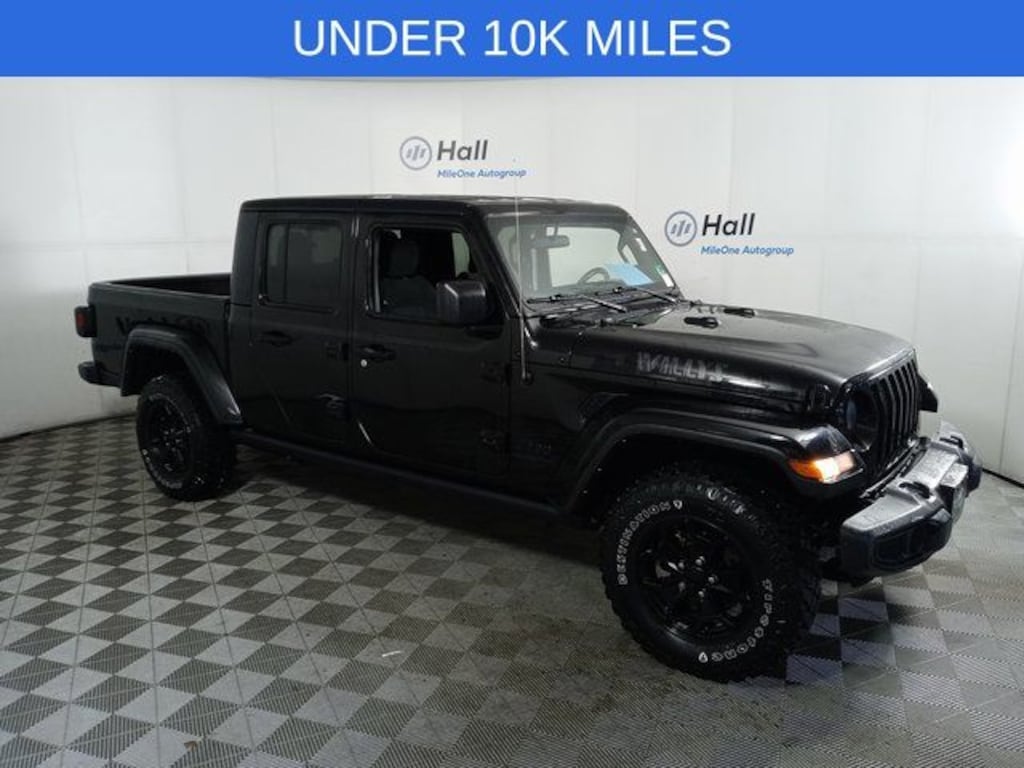 Used 2021 Jeep Gladiator Willys Truck