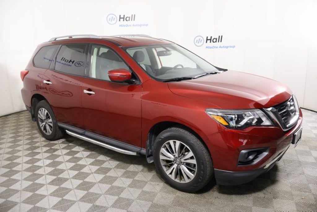 Used 2020 Nissan Pathfinder SV SUV