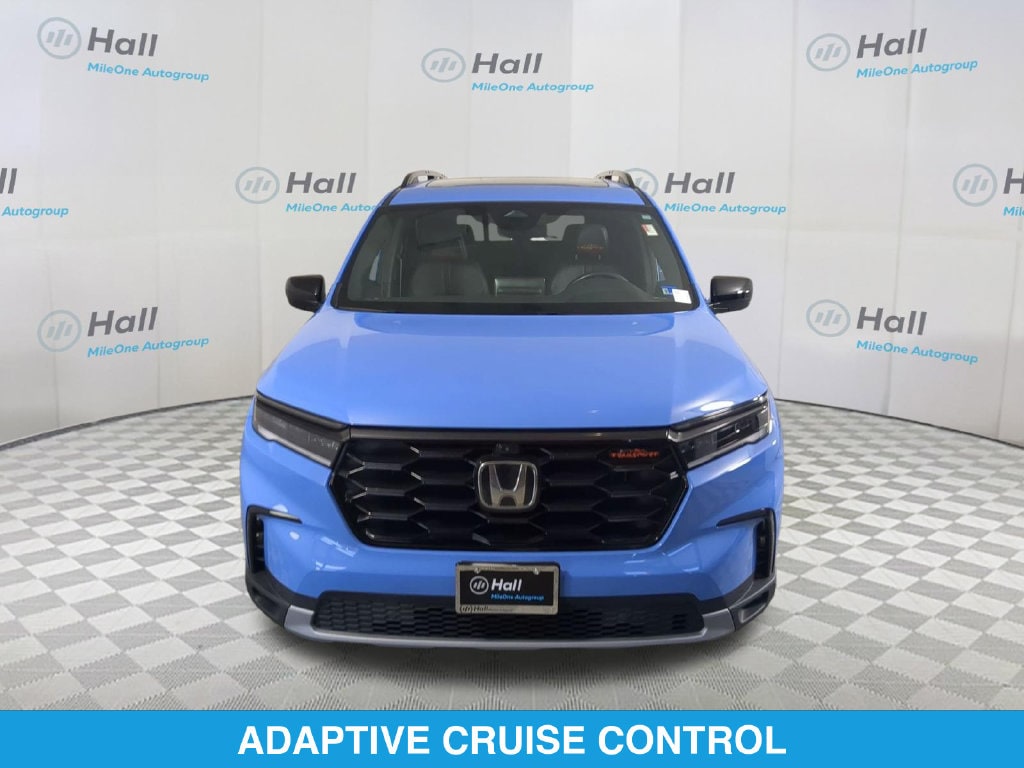 Used 2025 Honda Pilot TrailSport SUV