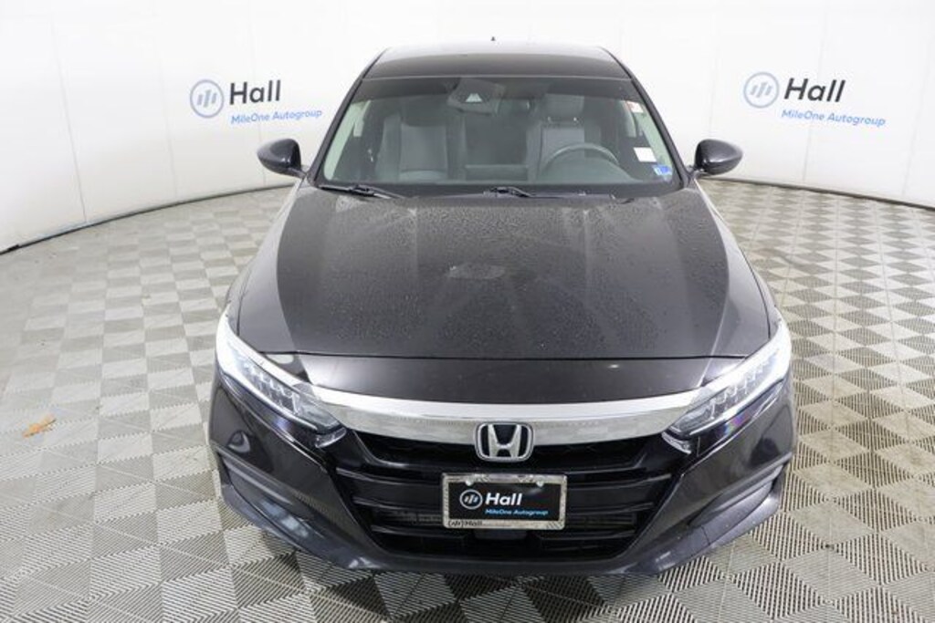 Used 2018 Honda Accord LX Sedan