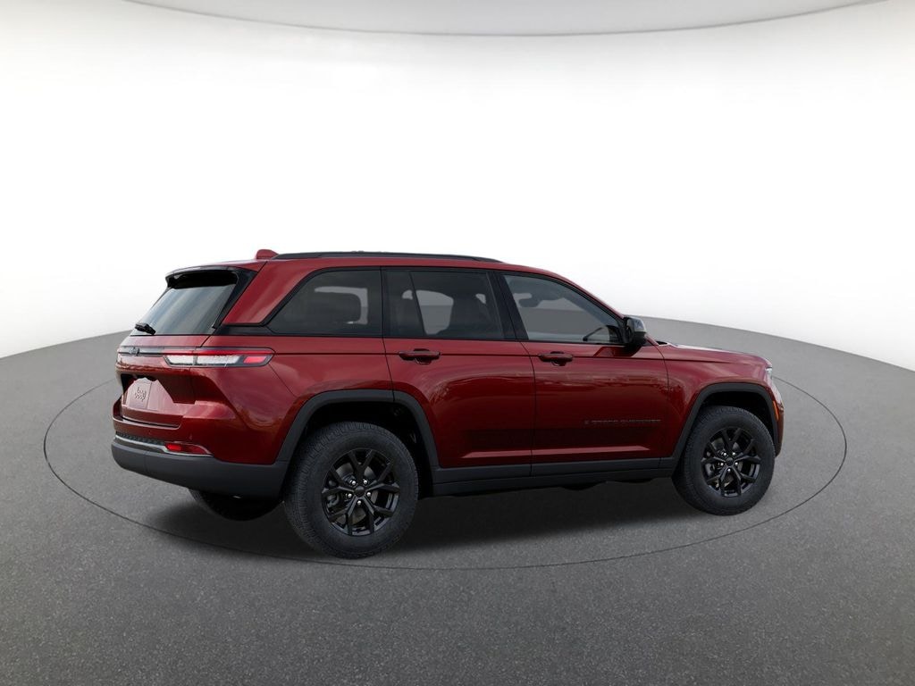 New 2025 Jeep Grand Cherokee Laredo Sport Utility