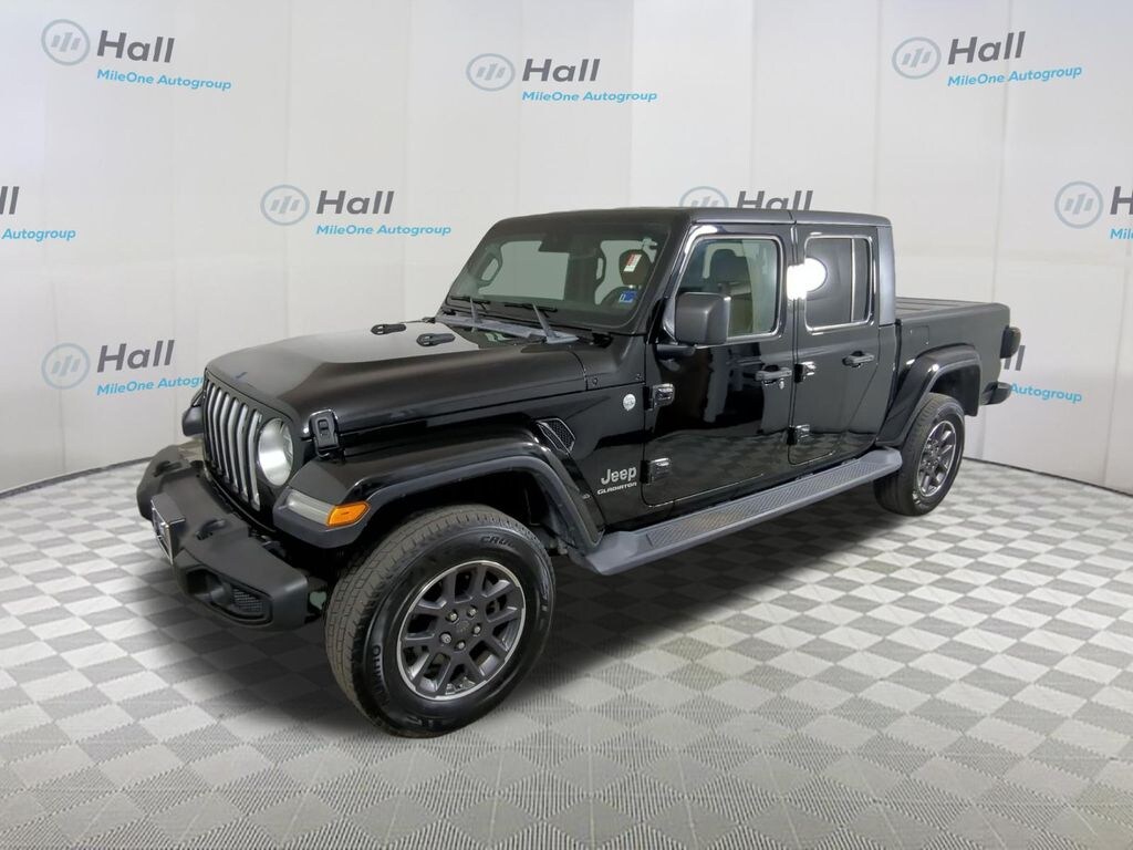 Used 2020 Jeep Gladiator Overland Truck