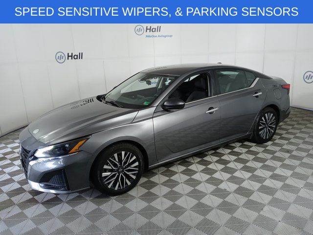 2024 Nissan Altima SV