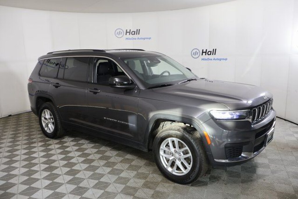 Used 2023 Jeep Grand Cherokee L Laredo SUV