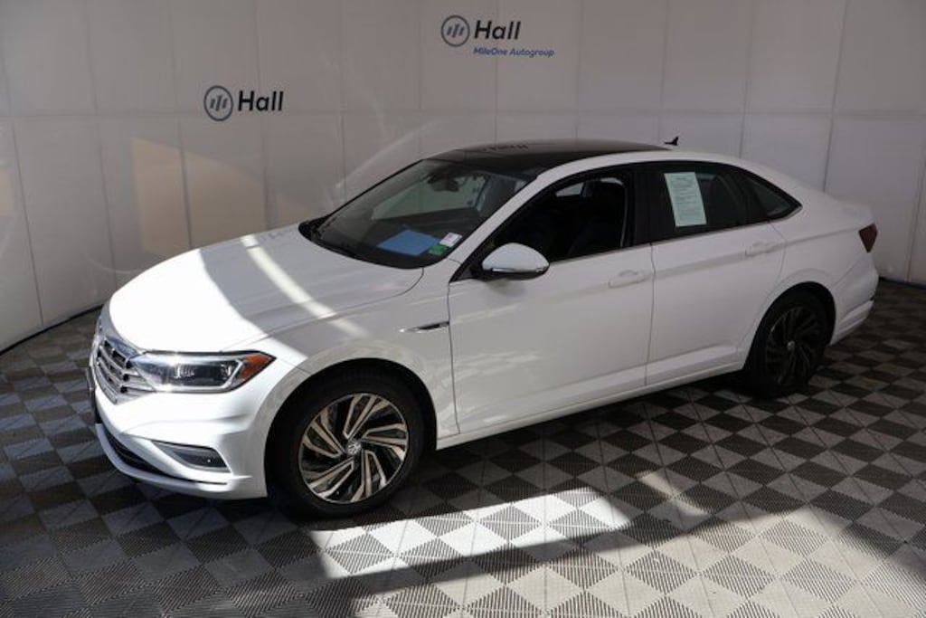 Used 2019 Volkswagen Jetta SEL Premium Sedan