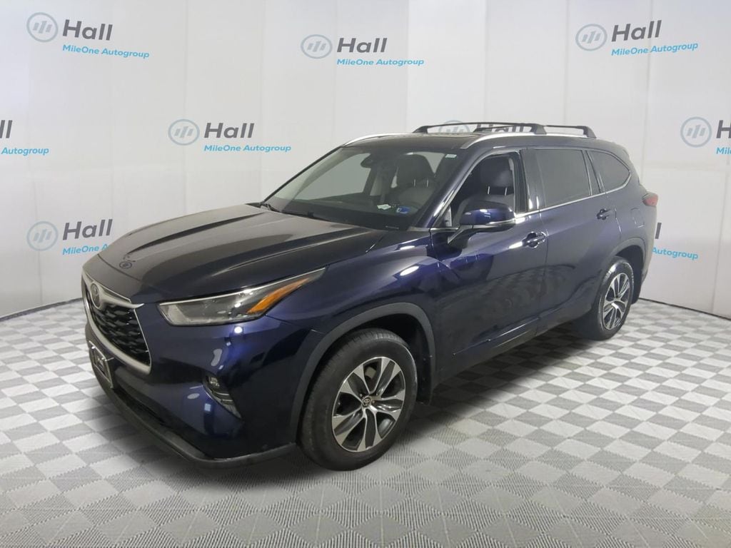 Used 2021 Toyota Highlander XLE SUV
