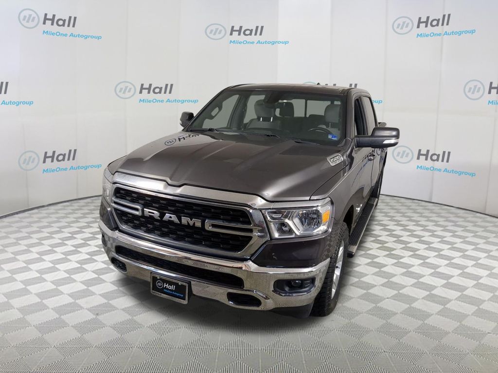 2022 RAM 1500 Big Horn/Lone Star 4x4 Crew Cab 5'7's photo