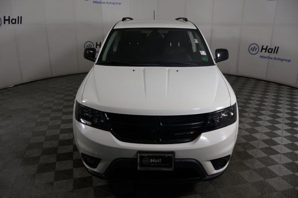 Used 2019 Dodge Journey SE SUV