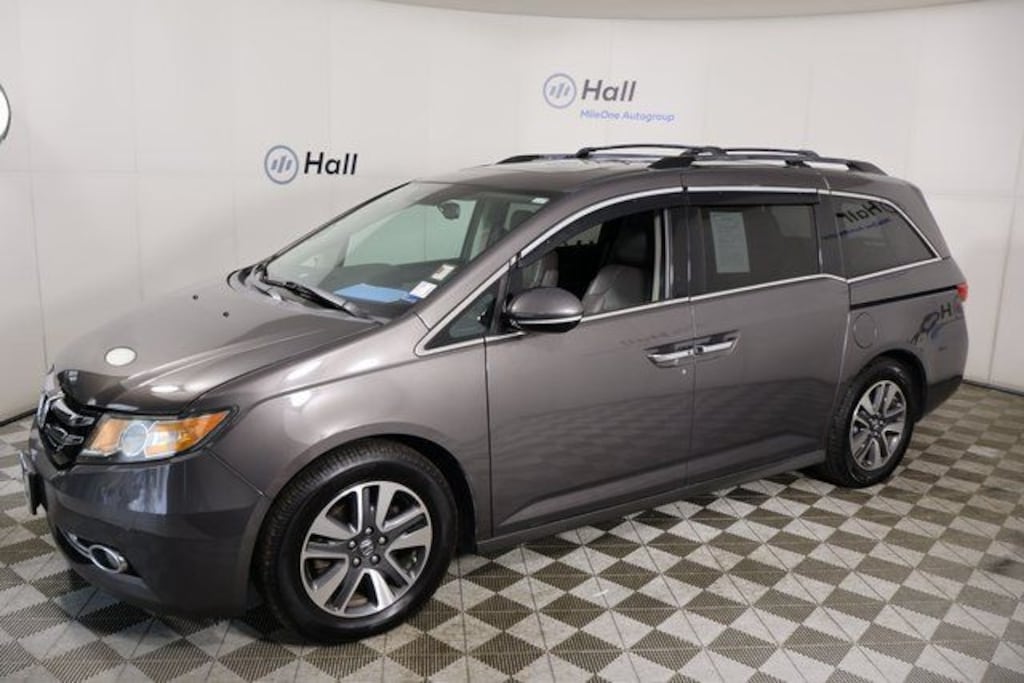 Used 2016 Honda Odyssey Minivan/Van