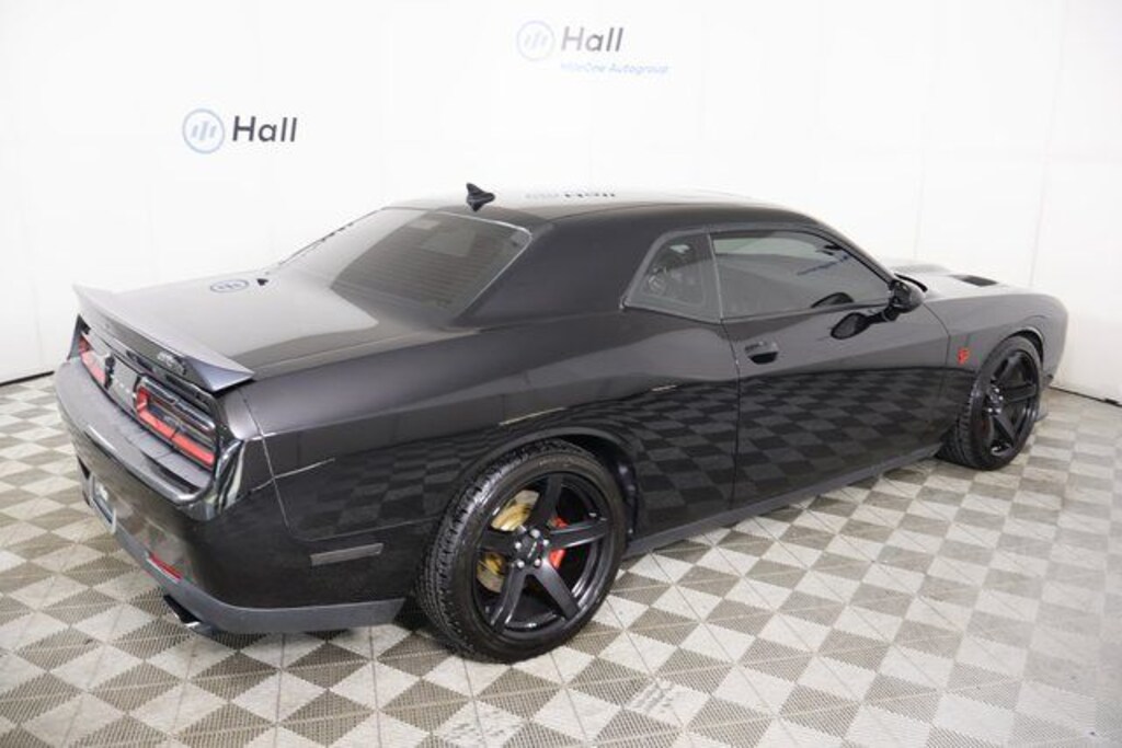 Used 2017 Dodge Challenger SRT Hellcat Coupe