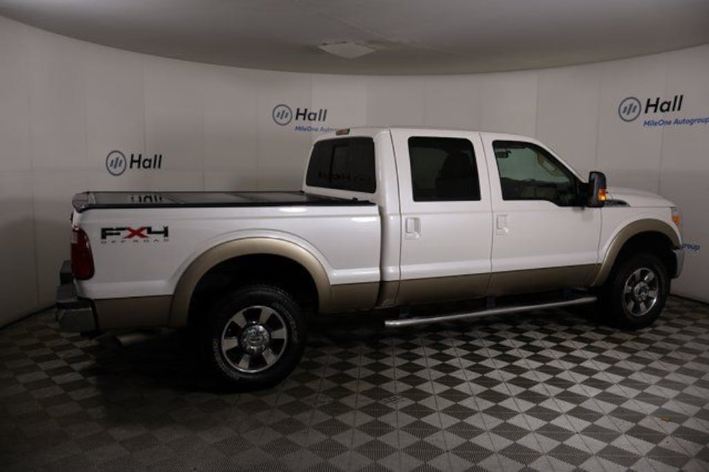 Used 2011 Ford F-250SD Lariat Truck