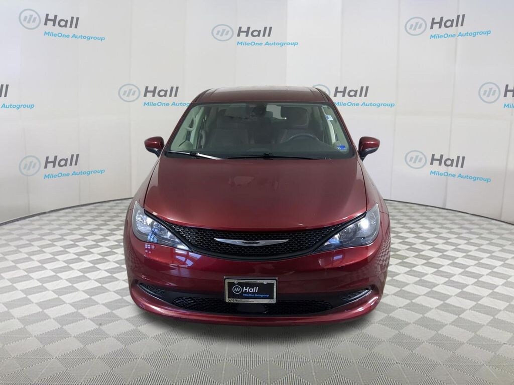 Used 2023 Chrysler Voyager LX Minivan/Van