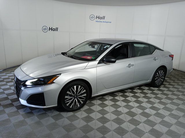 2024 Nissan Altima SV