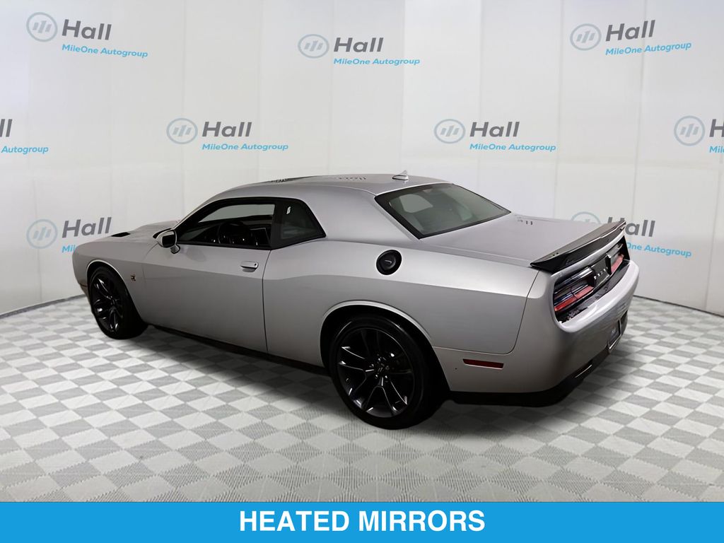 2023 Dodge Challenger R/T - Photo 7