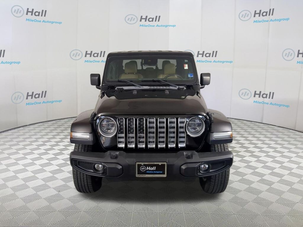 Used 2020 Jeep Gladiator Overland Truck