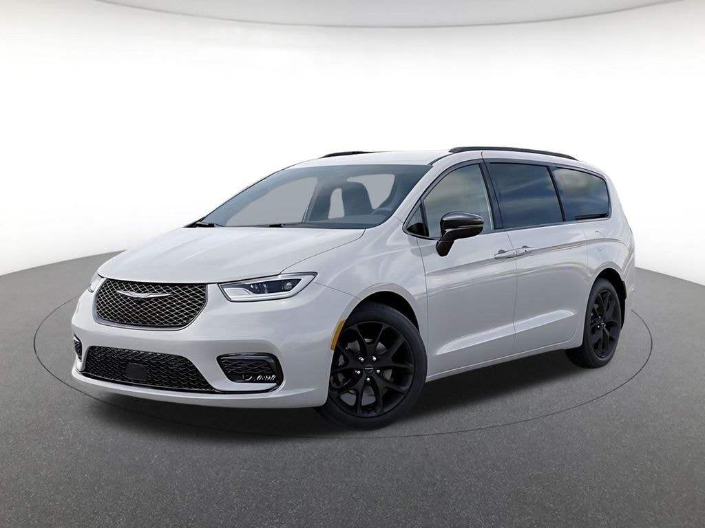 New 2026 Chrysler Pacifica Select Passenger Van