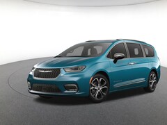 2025 Chrysler Pacifica Pinnacle Passenger Van