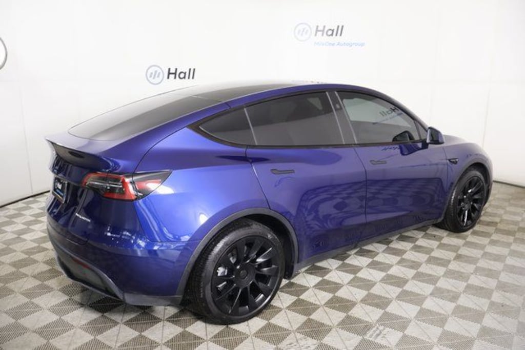 Used 2024 Tesla Model Y Long Range SUV