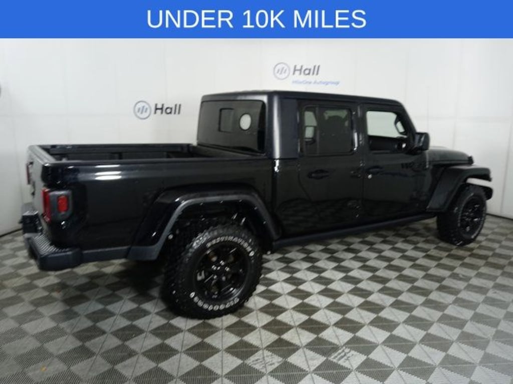 Used 2021 Jeep Gladiator Willys Truck