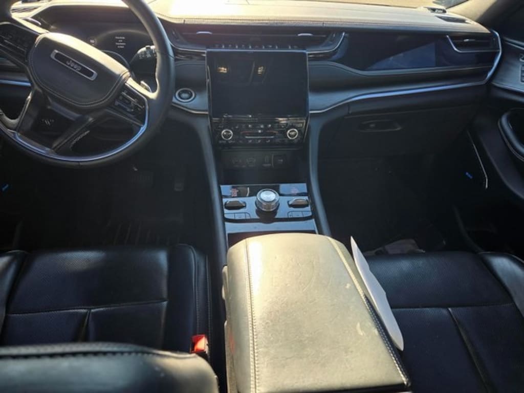 Used 2022 Jeep Grand Cherokee Overland SUV