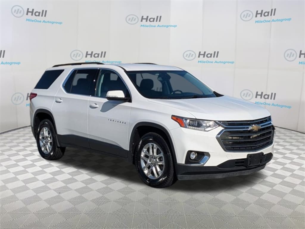Used 2020 Chevrolet Traverse LT SUV