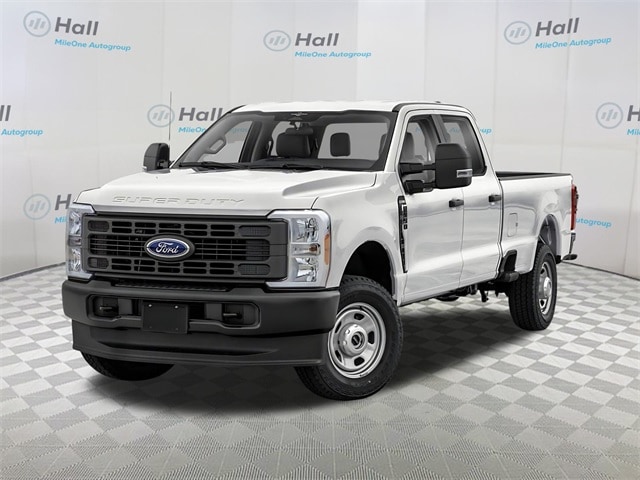 2026 Ford F-350 Super Duty XL's photo