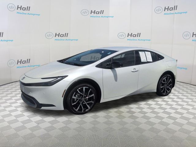 2024 Toyota Prius Prime XSE's photo