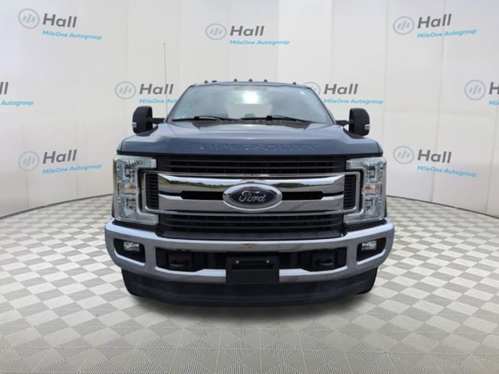 Used 2017 Ford F-250SD XLT Truck