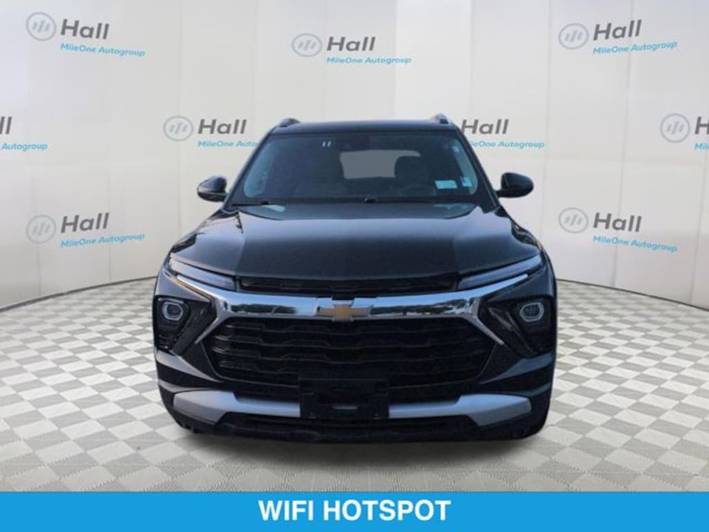 Used 2025 Chevrolet Trailblazer LT SUV