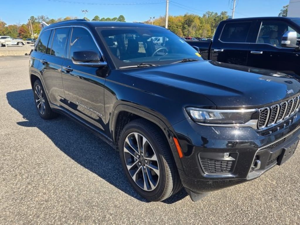 Used 2022 Jeep Grand Cherokee Overland SUV