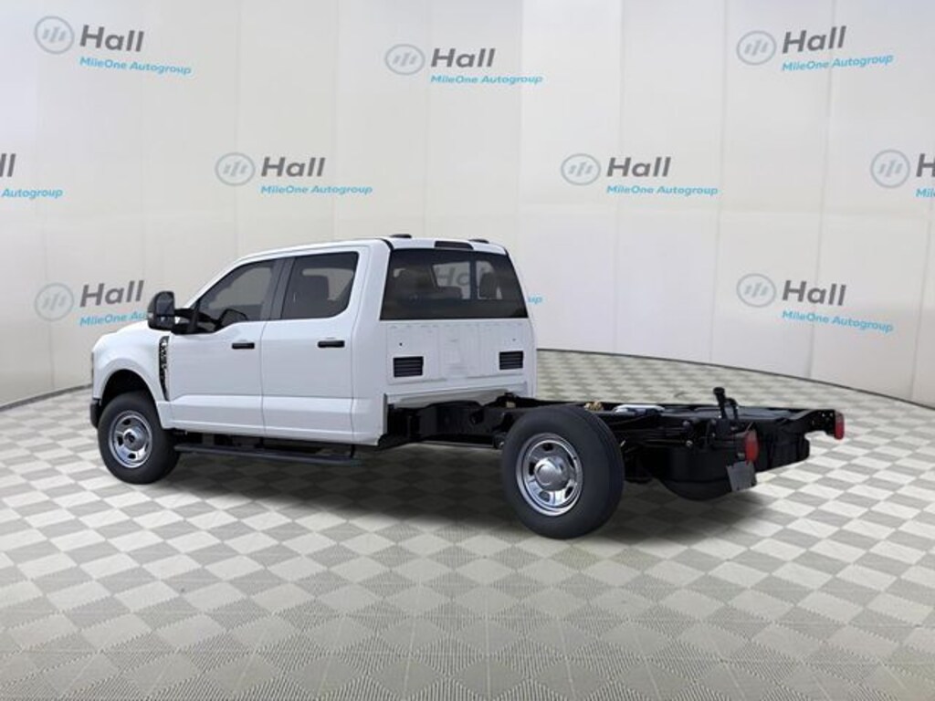 New 2026 Ford F-350SD XL Chassis