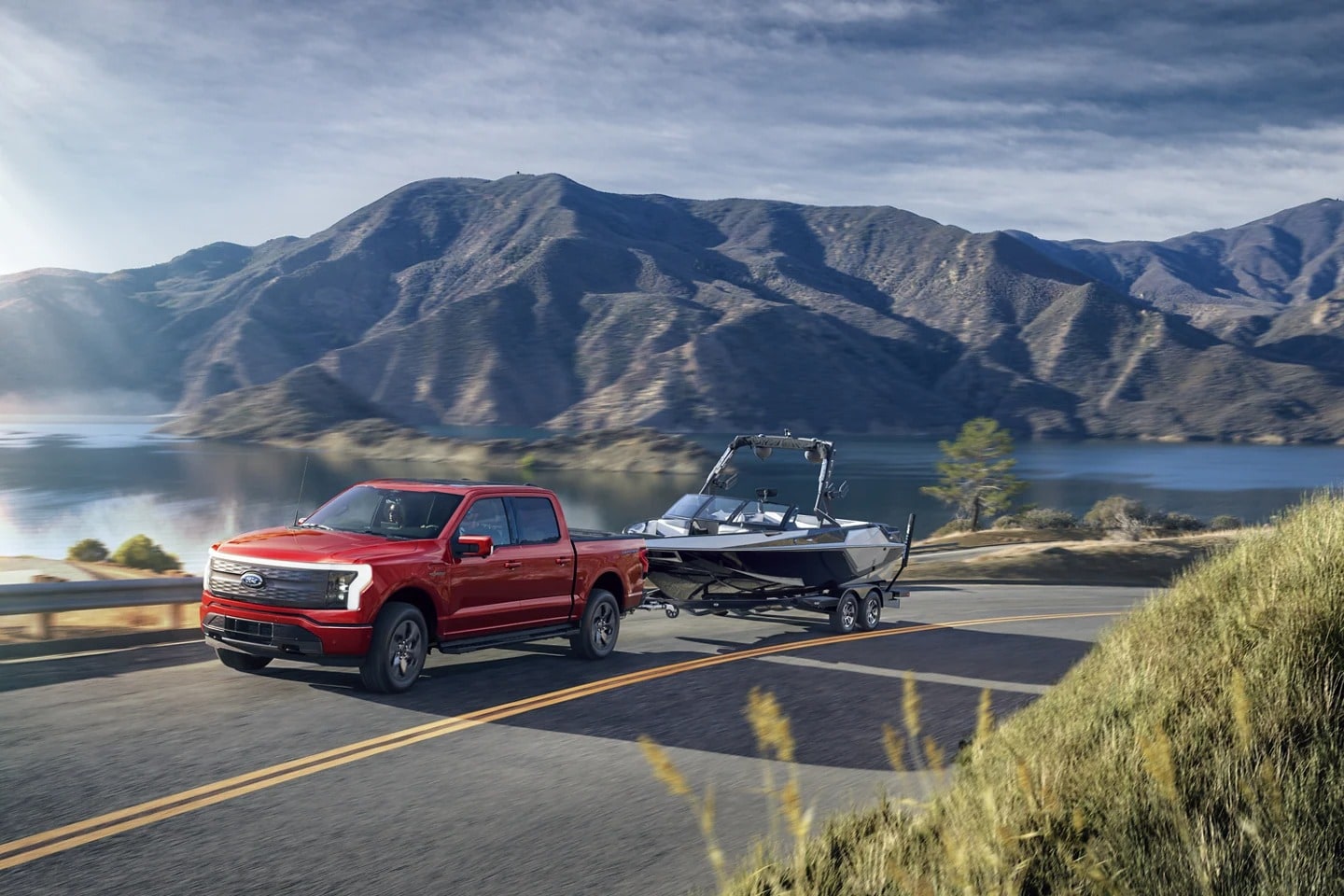 2023_Ford_F-150 Lightning_Exteri.png