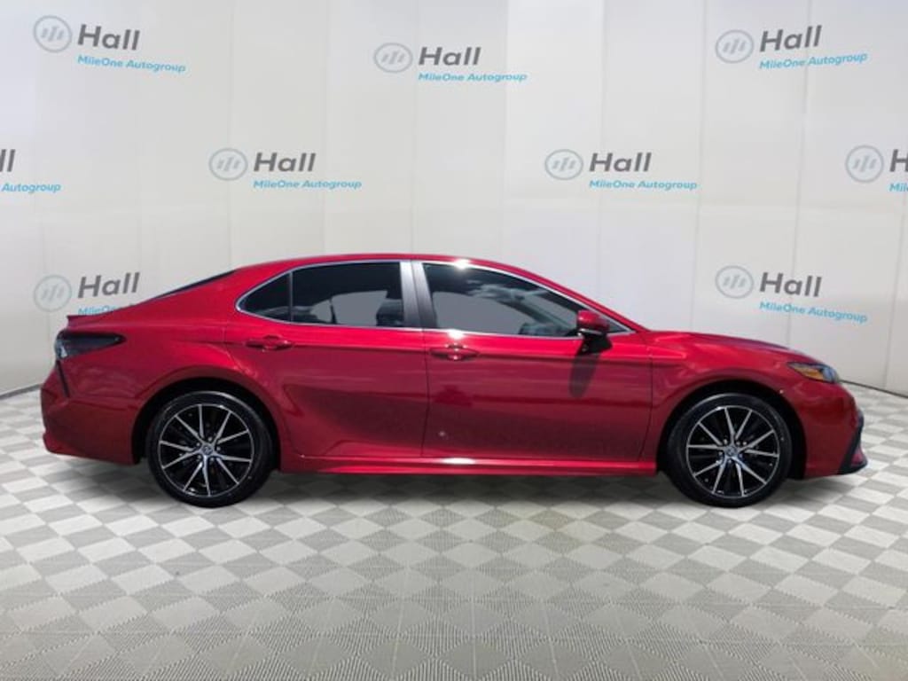 Used 2024 Toyota Camry SE Sedan