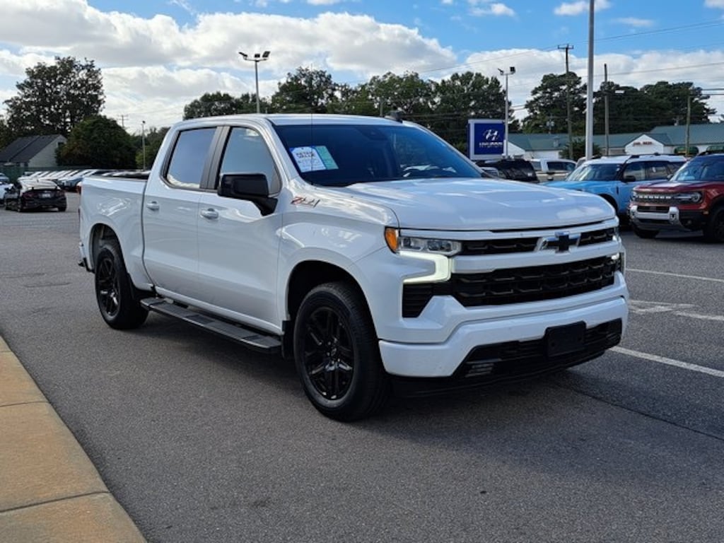 Used 2024 Chevrolet Silverado 1500 RST Truck