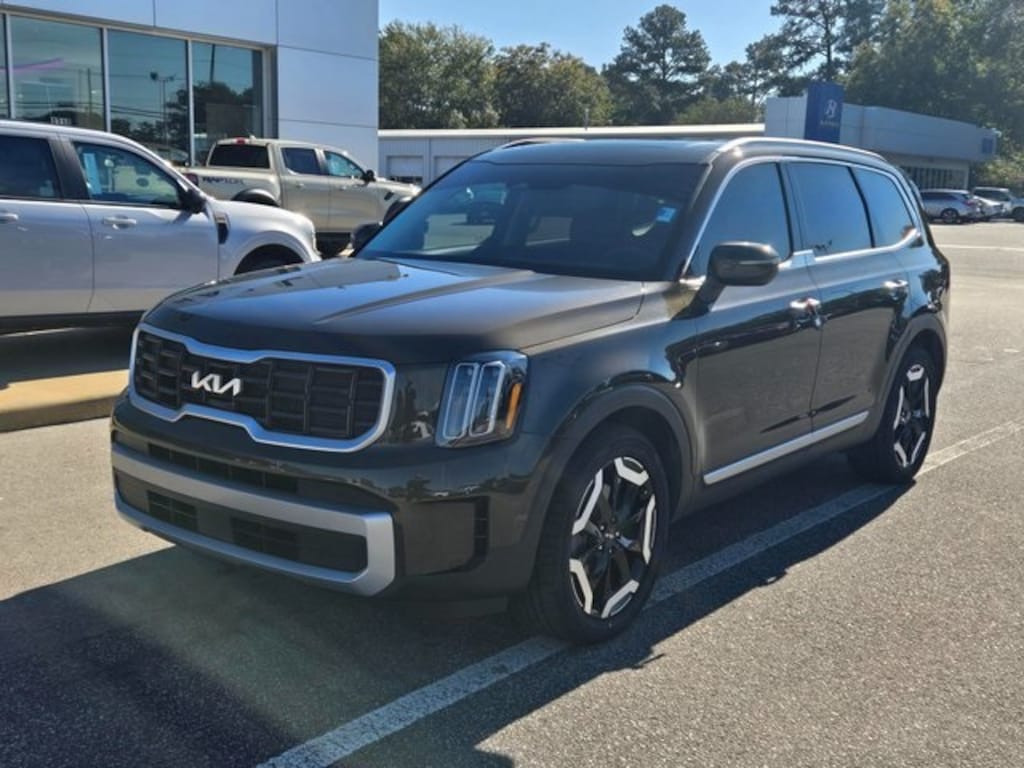 Used 2023 Kia Telluride S SUV
