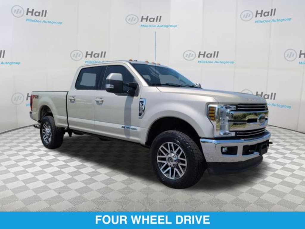 Used 2018 Ford F-250SD Lariat Truck