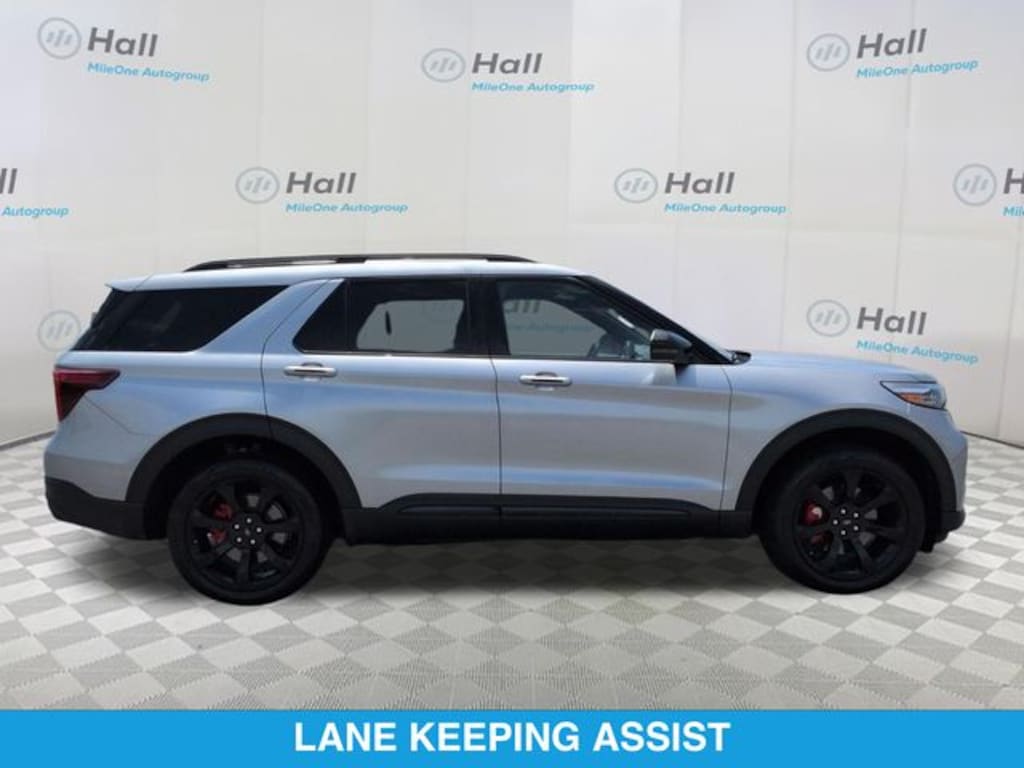 Used 2024 Ford Explorer ST SUV