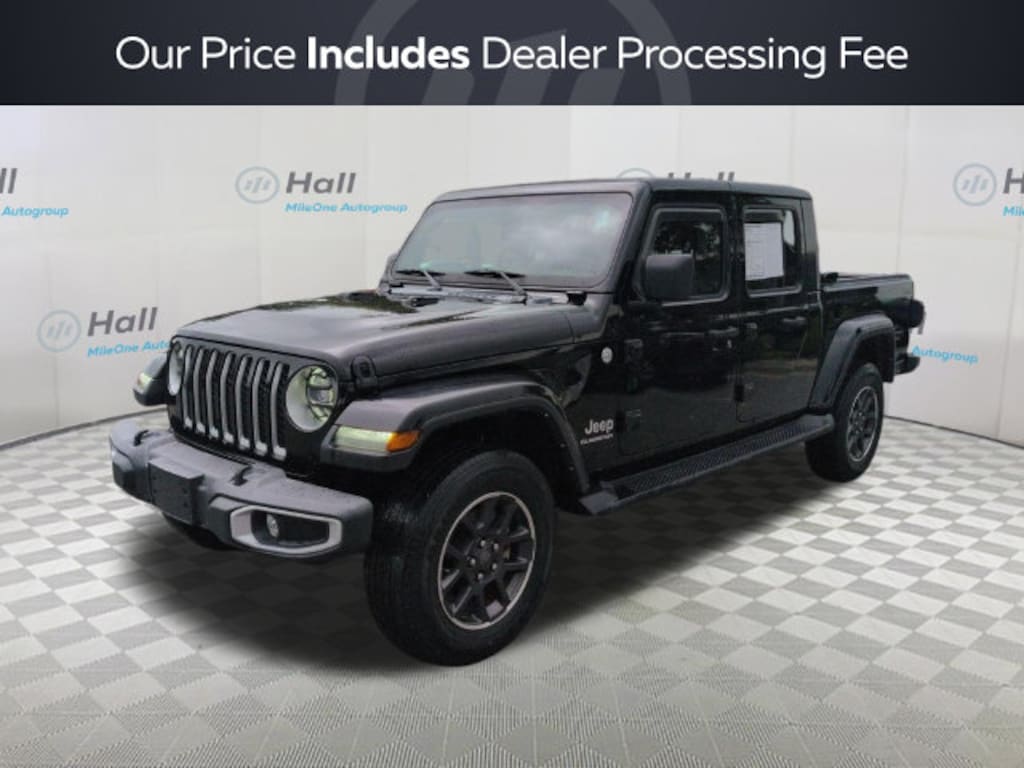 Used 2022 Jeep Gladiator Overland Truck