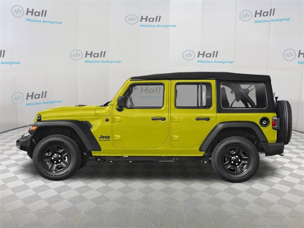 Used 2024 Jeep Wrangler Sahara SUV