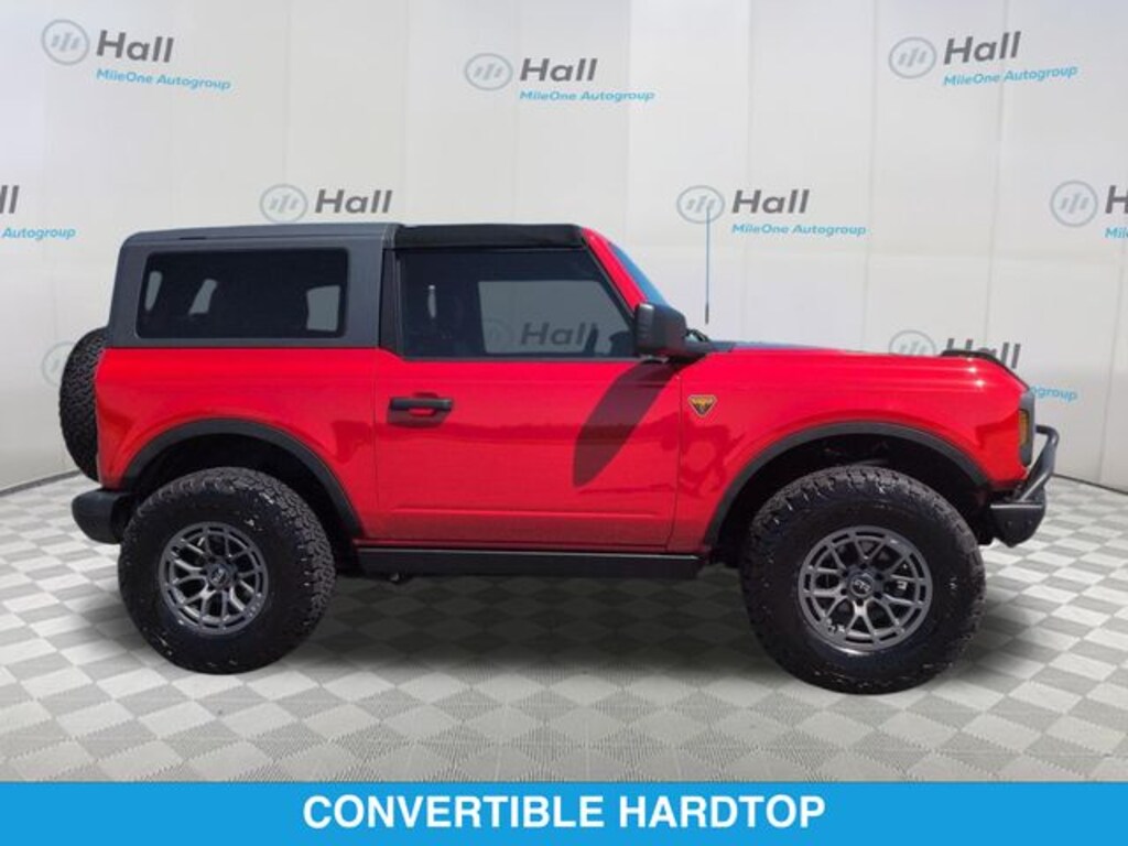 Used 2024 Ford Bronco Badlands SUV