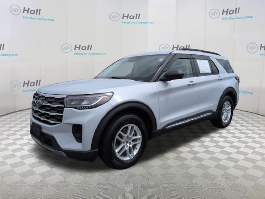 Used 2025 Ford Explorer Active SUV