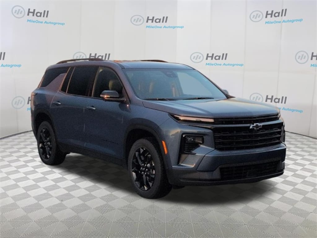 Used 2026 Chevrolet Traverse LT SUV