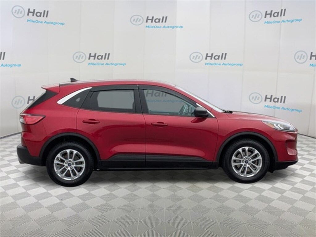 Used 2022 Ford Escape SE SUV
