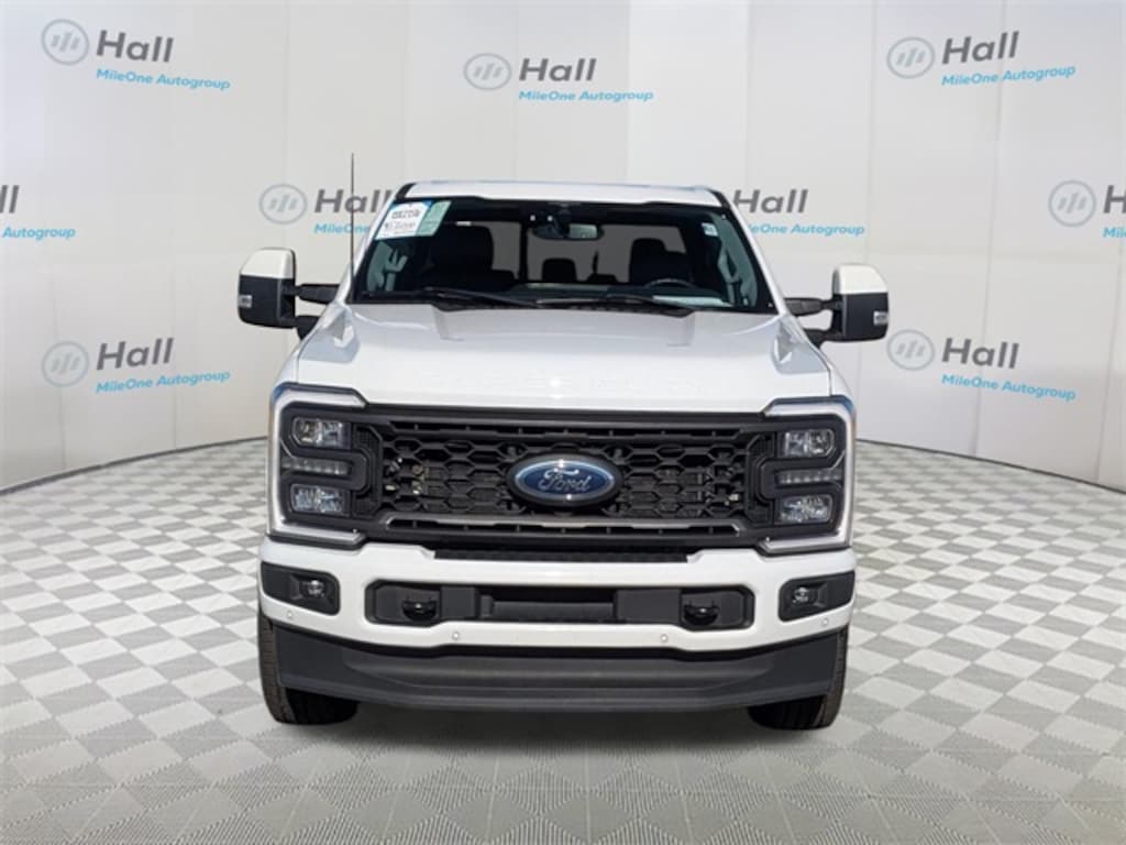 Used 2023 Ford F-250SD Lariat Truck