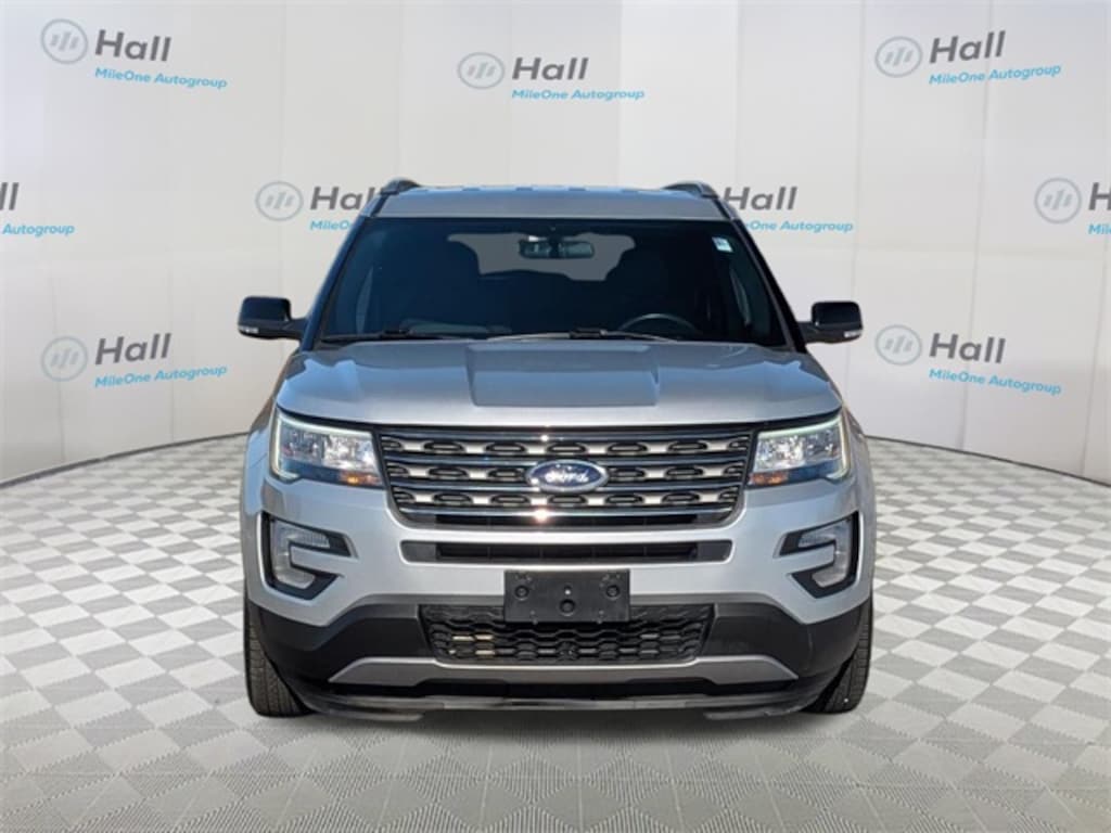 Used 2017 Ford Explorer XLT SUV
