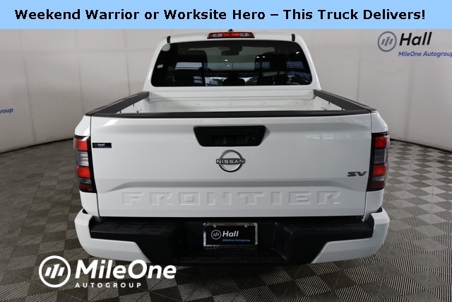 2024 Nissan Frontier SV
