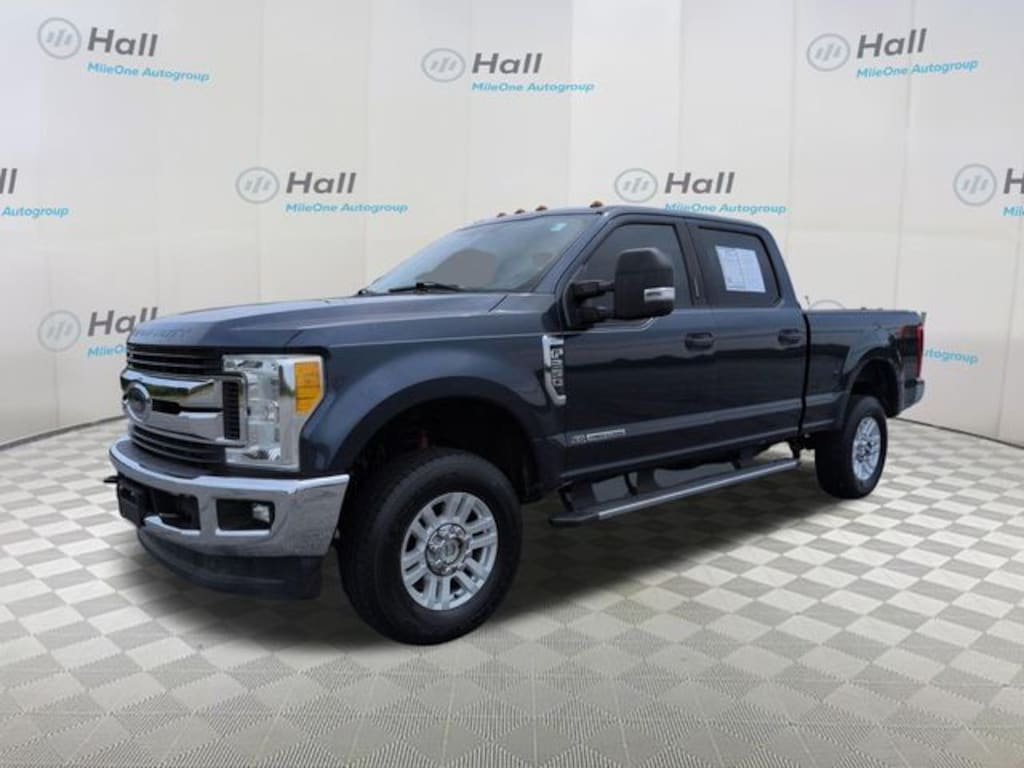 Used 2017 Ford F-250SD XLT Truck